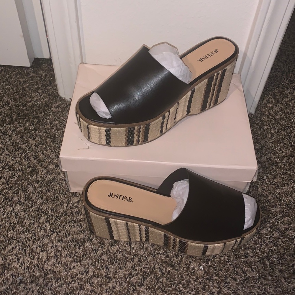 Platform Black Sandal